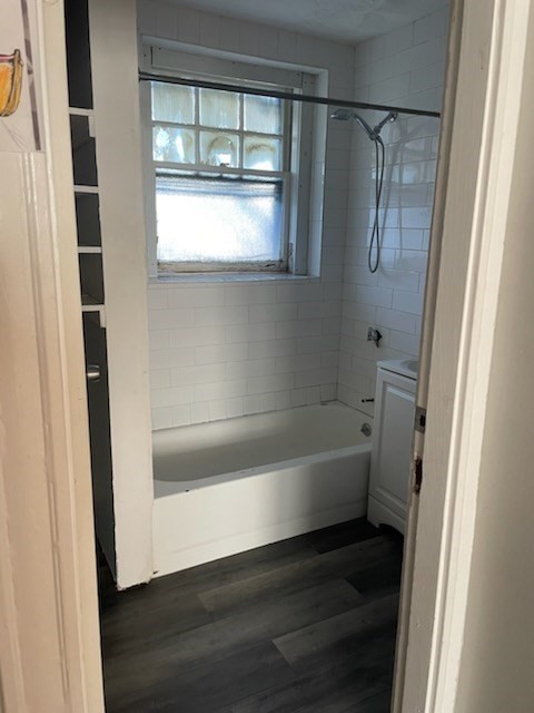 208 MAIN BROOKS PARK ST