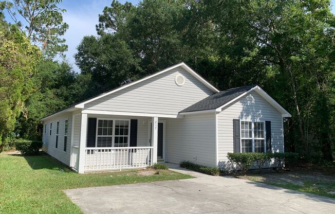 3 Bedroom 2 Bath One Story House on Charter Drive