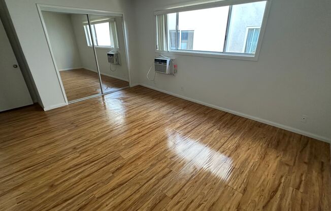 2 beds, 2 baths, $2,995, Unit 07