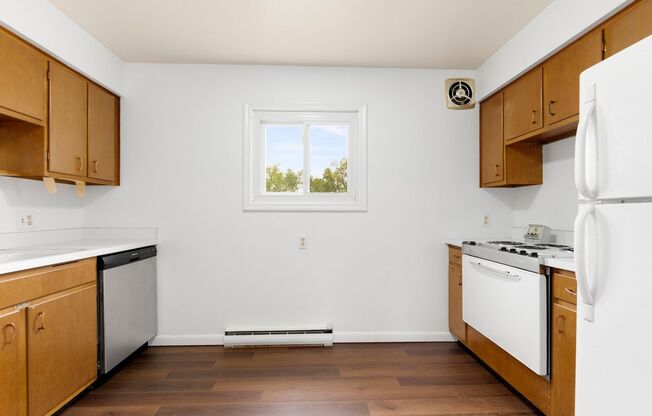 2121 Engle Rd LLC