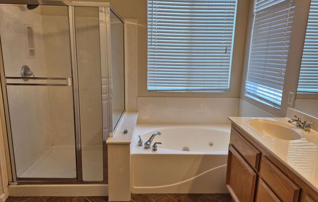 4 beds, 3 baths, $2,795