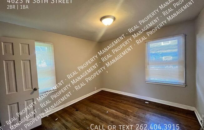 4623 N 38th Street