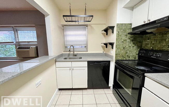 4950 North Marine Dr. 402