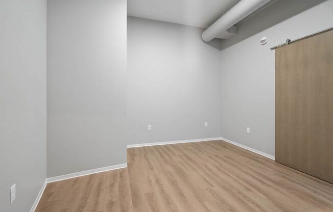 1 bed, 1 bath, 665 sqft, $1,250, Unit 1323