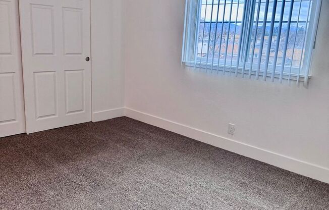 2 beds, 2 baths, 860 sqft, $1,895, Unit 18A