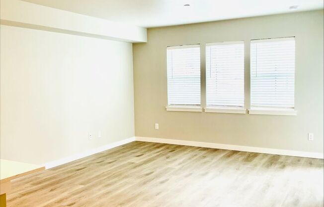 Newer Two Bedroom Apartment!