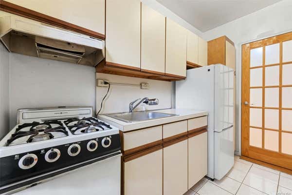 1 bed, 1 bath, $2,075, Unit 1H