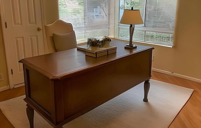 3 beds, 2 baths, 1,300 sqft, $3,200, Unit 204
