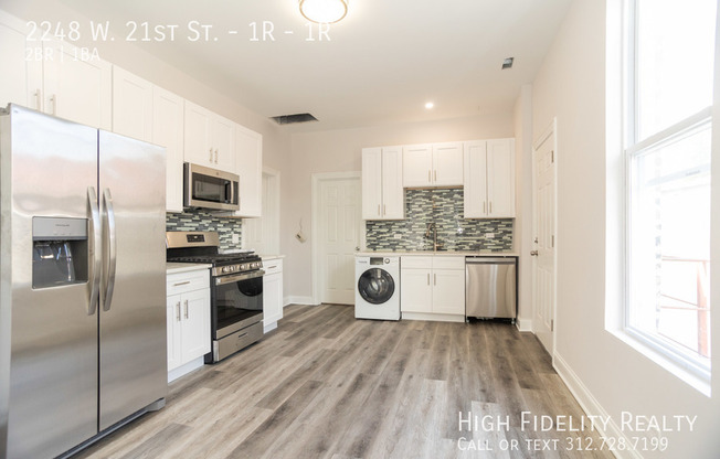 2248 W 21 ST