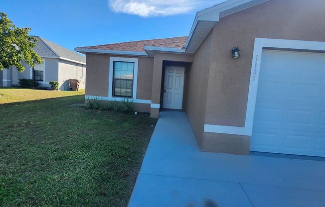 3 bedroom 2 bath 1 car garage