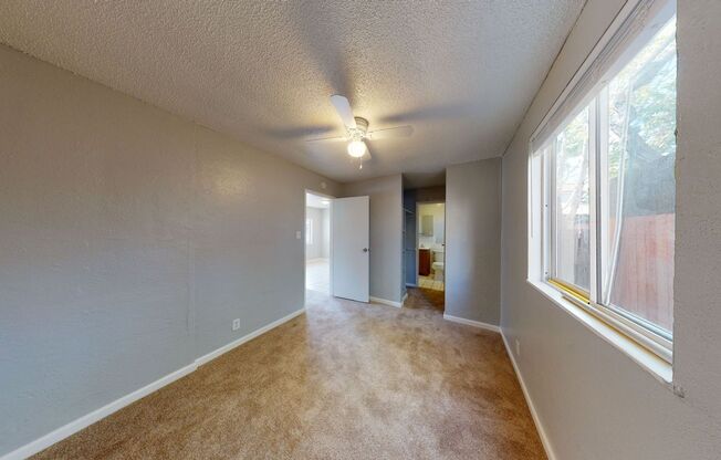 1 bed, 1 bath, 418 sqft, $1,650, Unit 14
