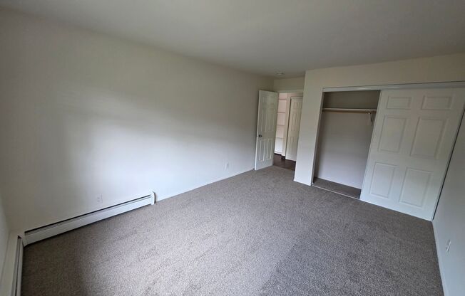 2 beds, 2 baths, 1,050 sqft, $1,395, Unit 13 - 202