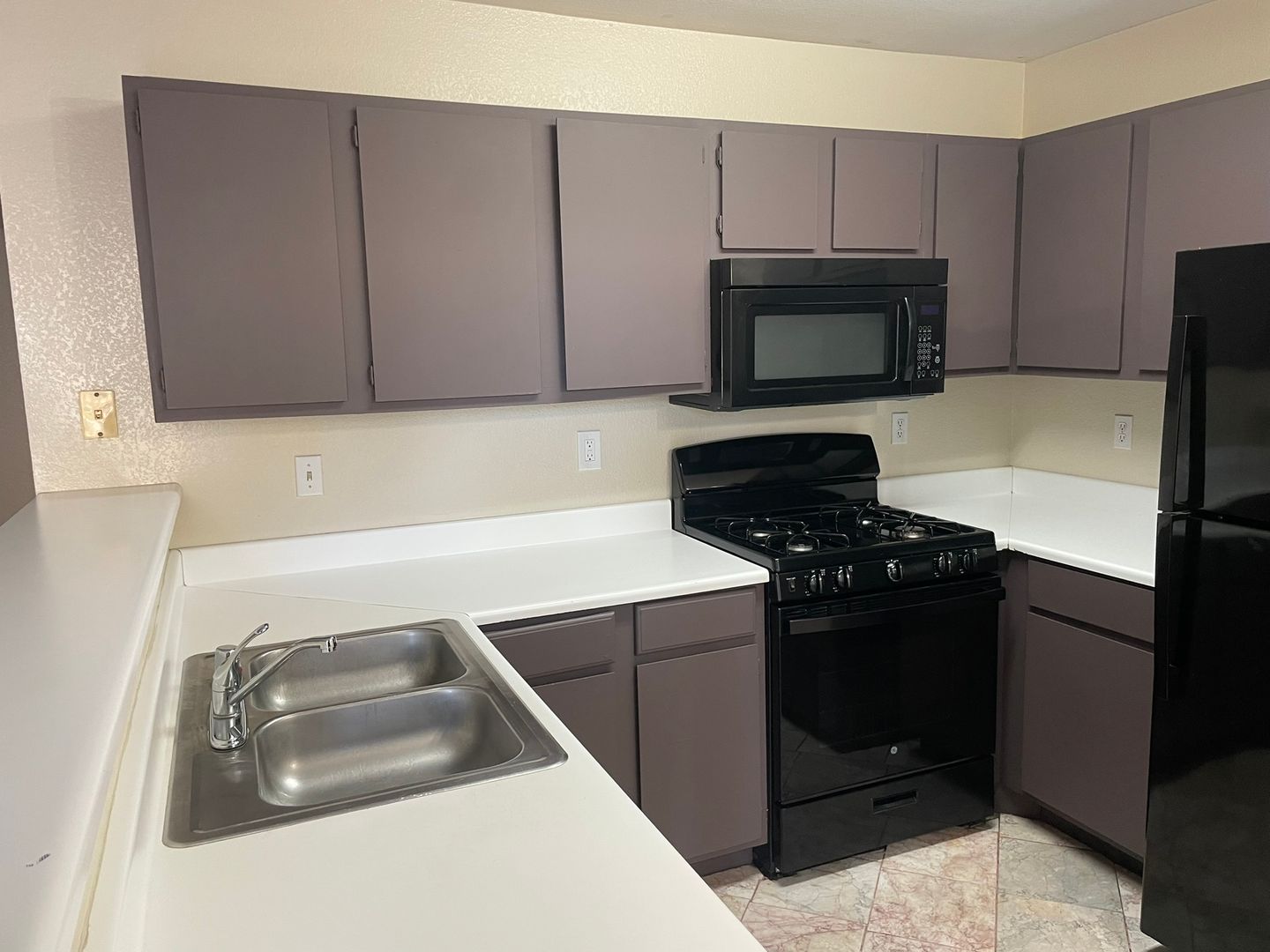 Perfect 2 Bedroom/1 Bathroom
