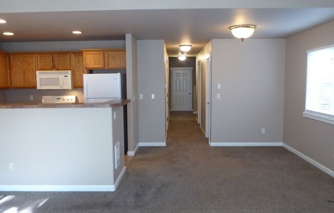 2 beds, 2.5 baths, 1,300 sqft, $2,150, Unit 1