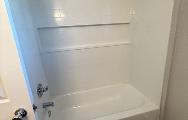 Studio, 1 bath, 520 sqft, $675, Unit 2723-301