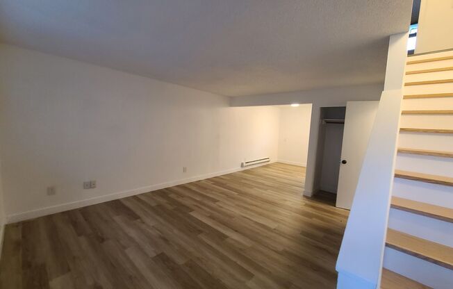 Spacious 1-Bedroom with Parking in Scenic Lynnwood