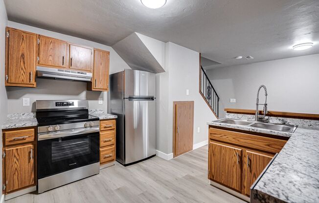 2 beds, 1.5 baths, 1,120 sqft, $1,399, Unit TH 2410-03