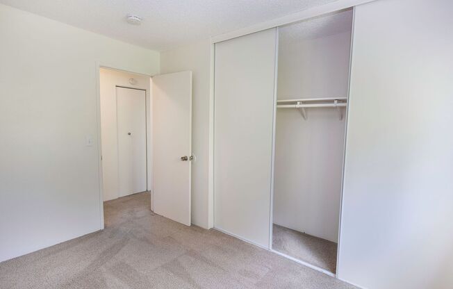 2 beds, 1 bath, 970 sqft, $1,495, Unit 14