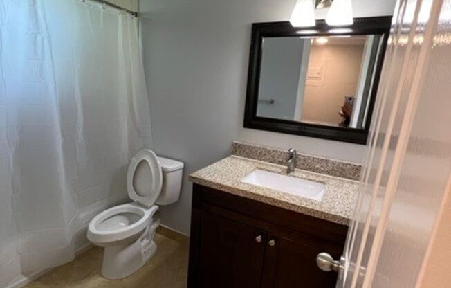 1 bed, 1 bath, $1,595, Unit 215