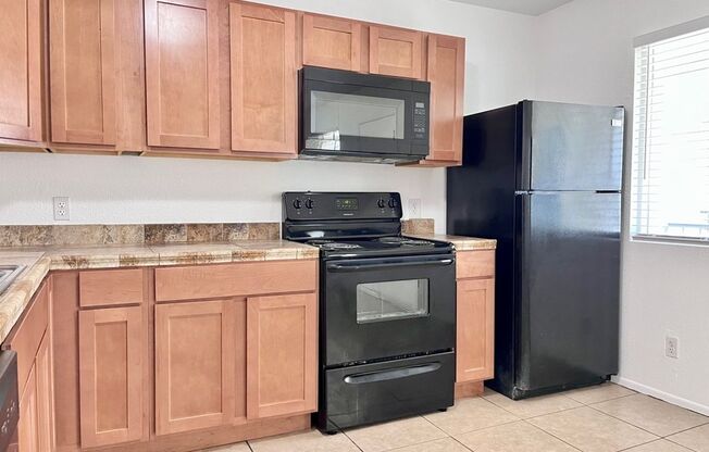 2 beds, 1 bath, $1,195, Unit 208