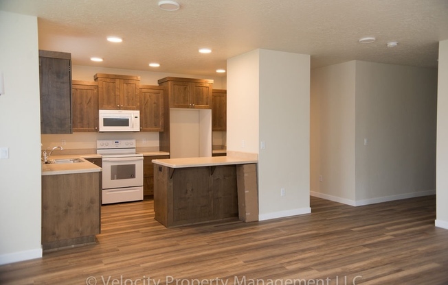 Charming Single Level Home in Culver!