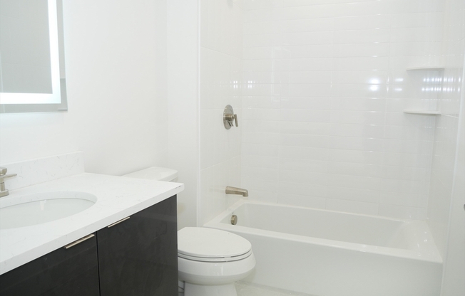 Studio, 1 bath, 451 sqft, $2,660, Unit 501