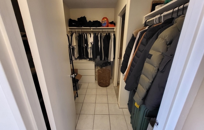 Studio, 1 bath, 500 sqft, $2,500, Unit 709