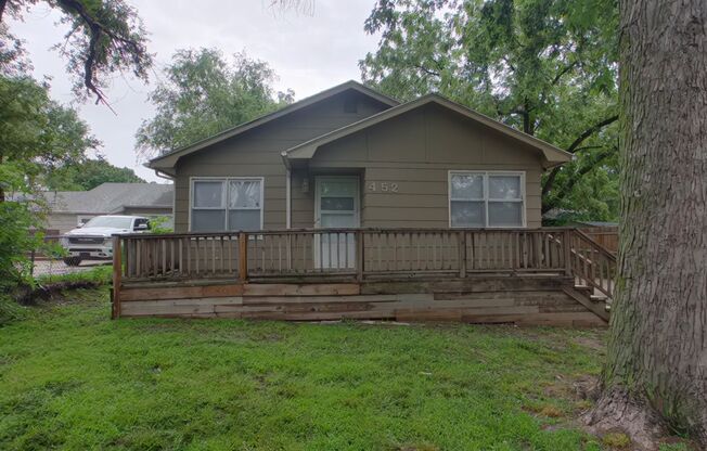 3 beds, 1 bath, $1,245