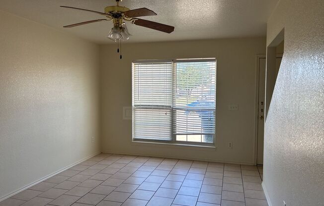 2 beds, 1.5 baths, $995