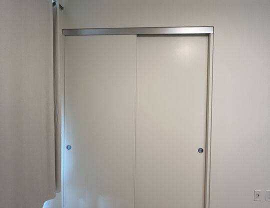 1 bed, 1.5 baths, 780 sqft, $3,000, Unit 701