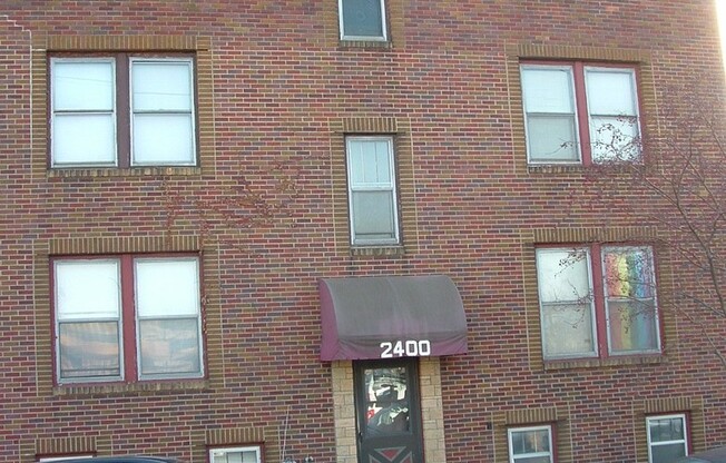 2400 Myrtle