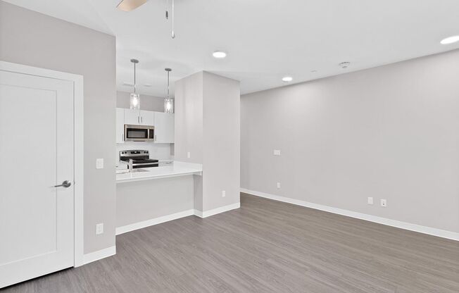 Studio, 1 bath, $1,350, Unit A204