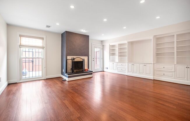 Lovely 3 BR/2.5 BA Townhome in Logan Circle!