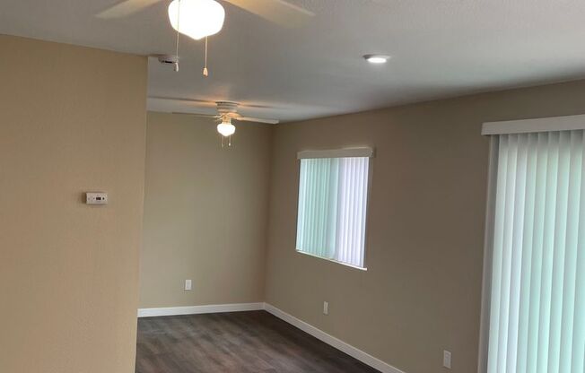 2 beds, 2 baths, 925 sqft, $2,500, Unit 42