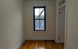 2 beds, 1 bath, $3,350, Unit 2D