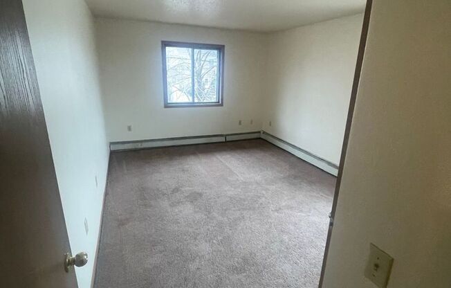 2329-2359 S 51st St. (32 Unit)