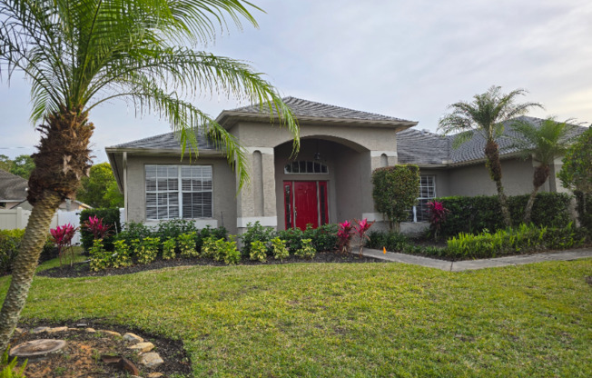 1906 SMOKETREE CIR