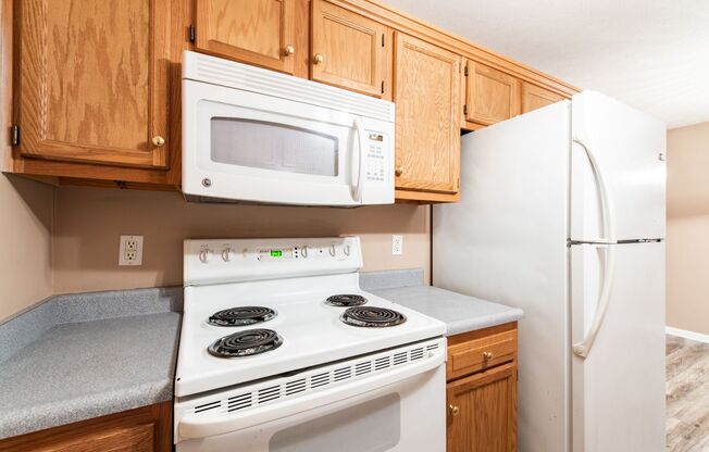 2 beds, 1.5 baths, $1,295, Unit Unit 203