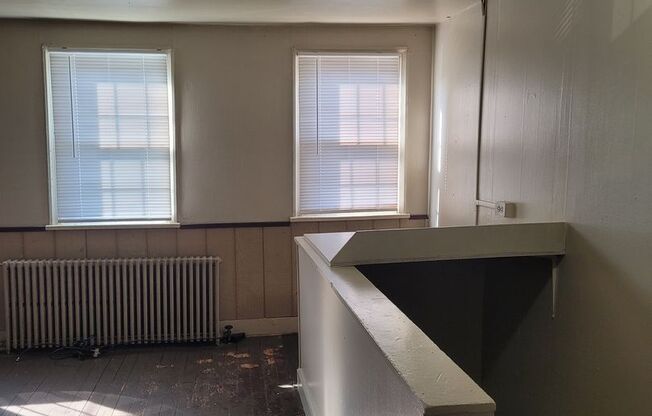 1 bed, 1 bath, $995, Unit 2