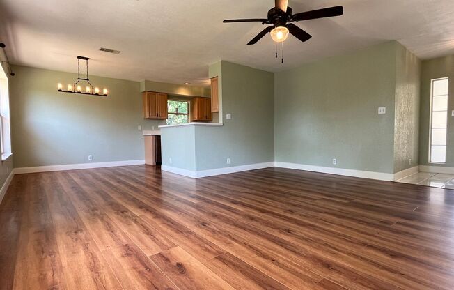 3/2 in Great Location