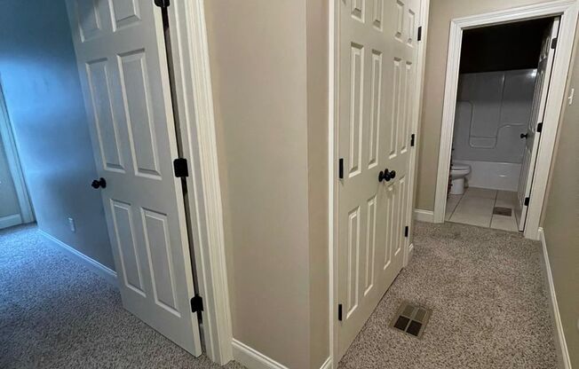 3 beds, 2 baths, 1,450 sqft, $1,450, Unit G-101