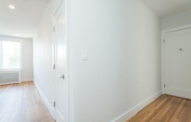 1 bed, 1 bath, 585 sqft, $2,785, Unit 15