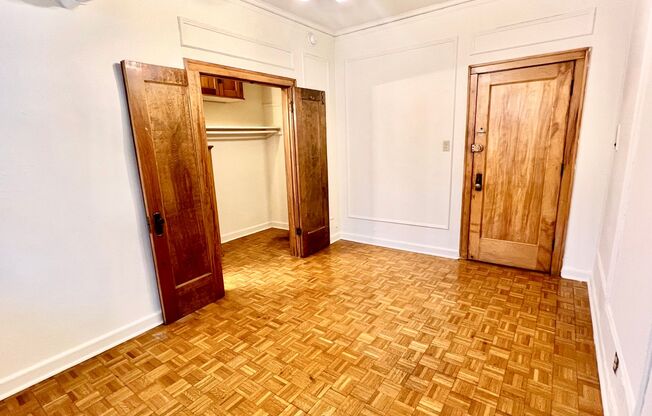 Studio, 1 bath, 300 sqft, $1,445, Unit 644-103
