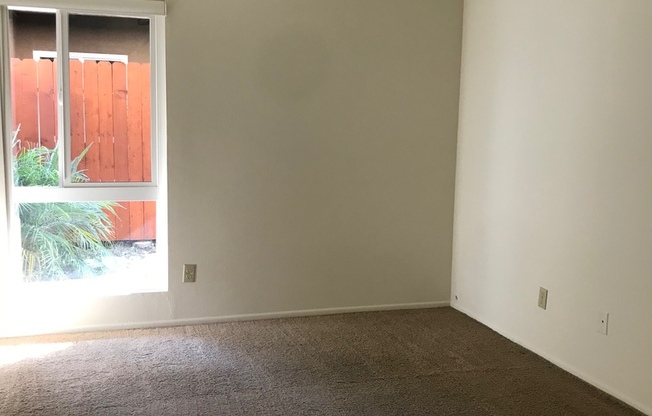 1 bed, 1 bath, 650 sqft, $1,875, Unit 6