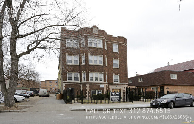 7851 S COLES