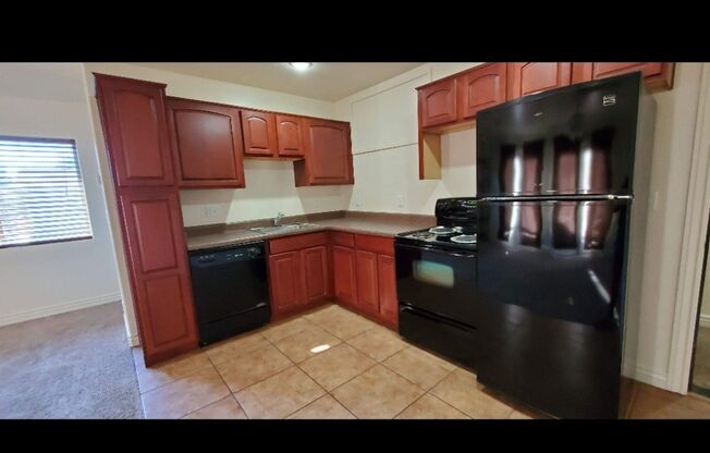 AVAILABLE NOW: 4 Bedroom house PLUS a studio apartment In Rio Homes - $3,100!