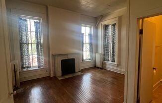 Studio, 1 bath, $495, Unit B2