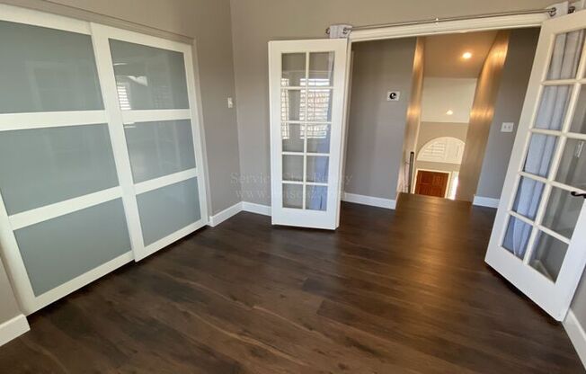 2757 E ROCK WREN RD