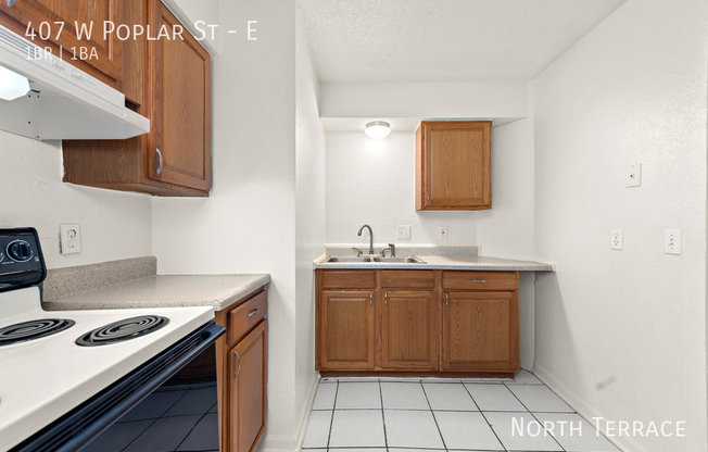 407 W POPLAR ST