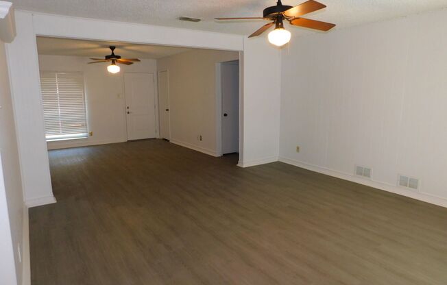 2613 BAXTER DR